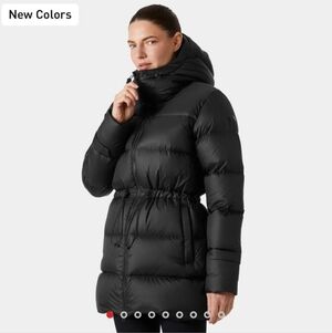 Helly Hansen Women's Black Hooded Puffer Coat